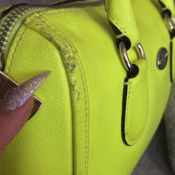Authentic neon coach duffel bag - Picture 9 of 12